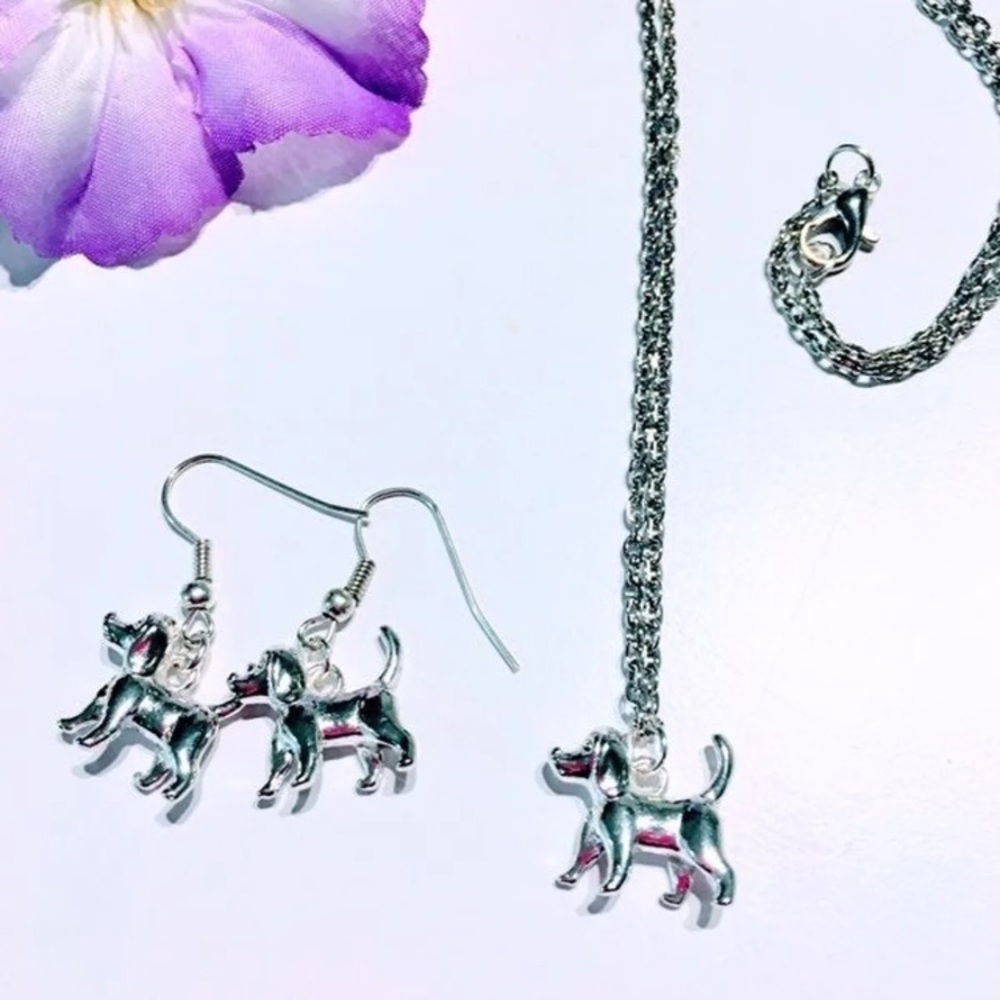 Dog necklace set